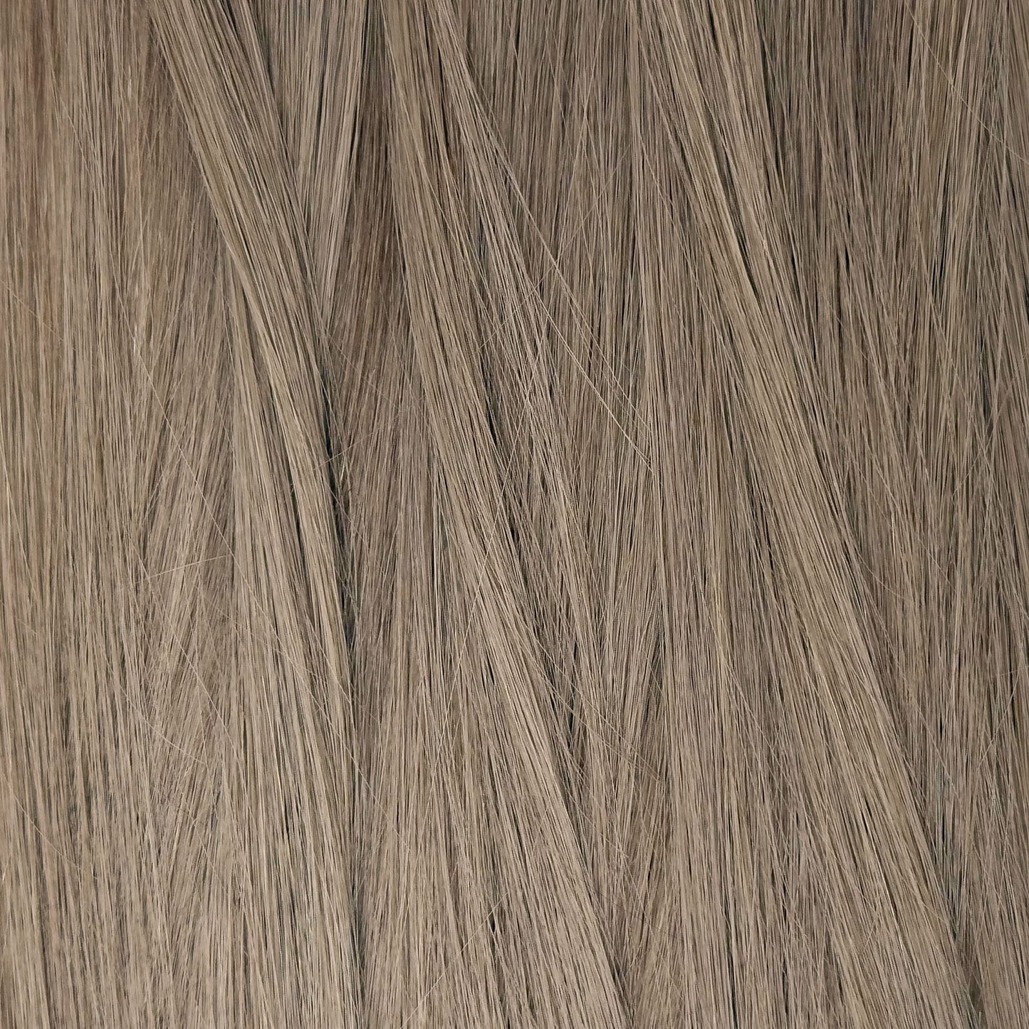 Tape-in Extensions – Ash Nougat | Premium Echthaar