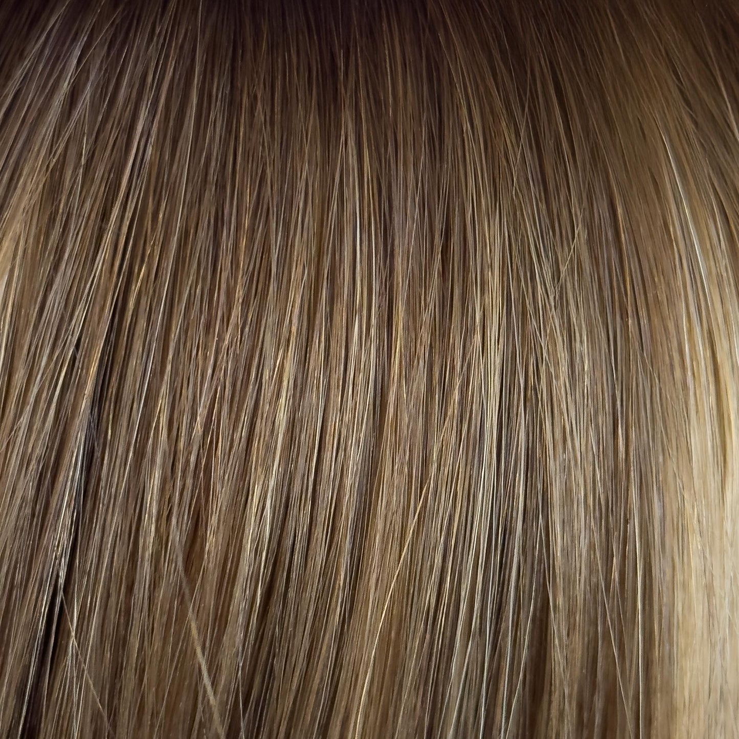 Tape-in Extensions – Farbe: Brown Sugar