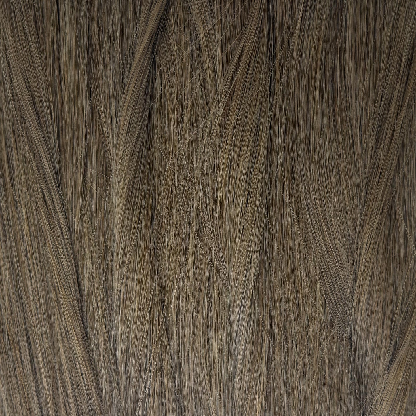 Tape-in Extensions – Farbe: Chai Smoke