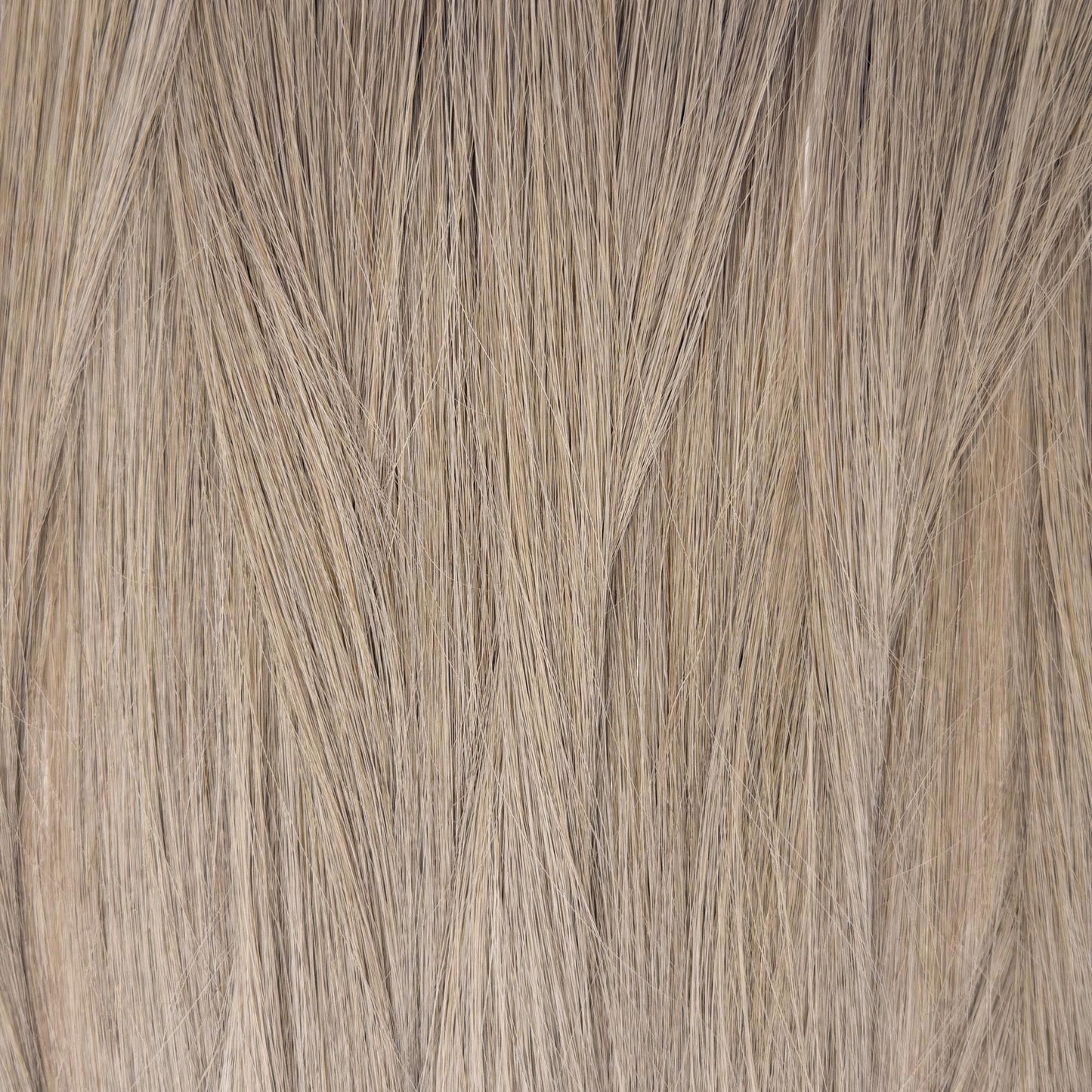 Tape-in Extensions – Farbe: Oat Milk