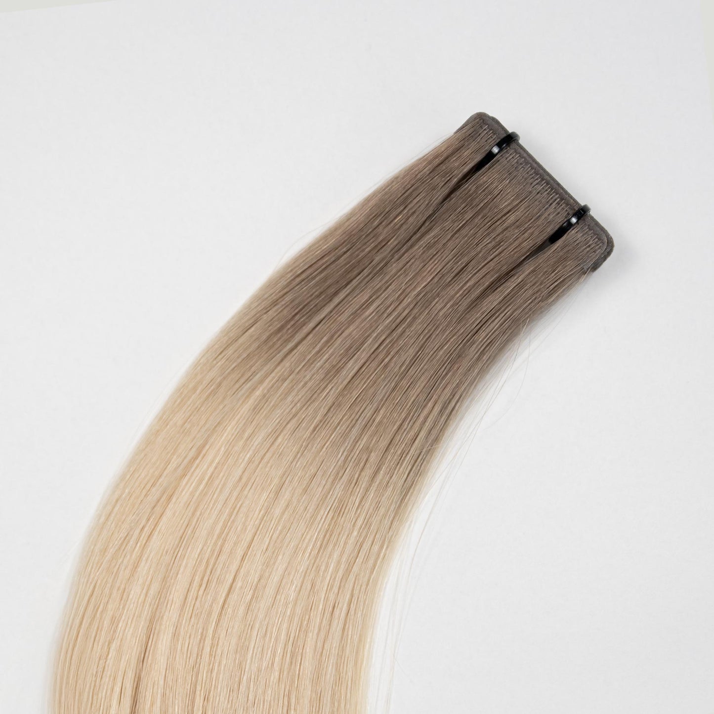 Tape-in Extensions – Toasted White Chocolate | Premium Echthaar