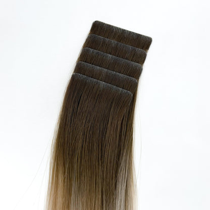Tape-in Extensions – Farbe: Vanilla Latte